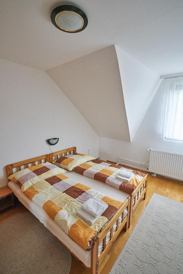 Fecske Vendeghaz Apartment Heviz Exterior photo